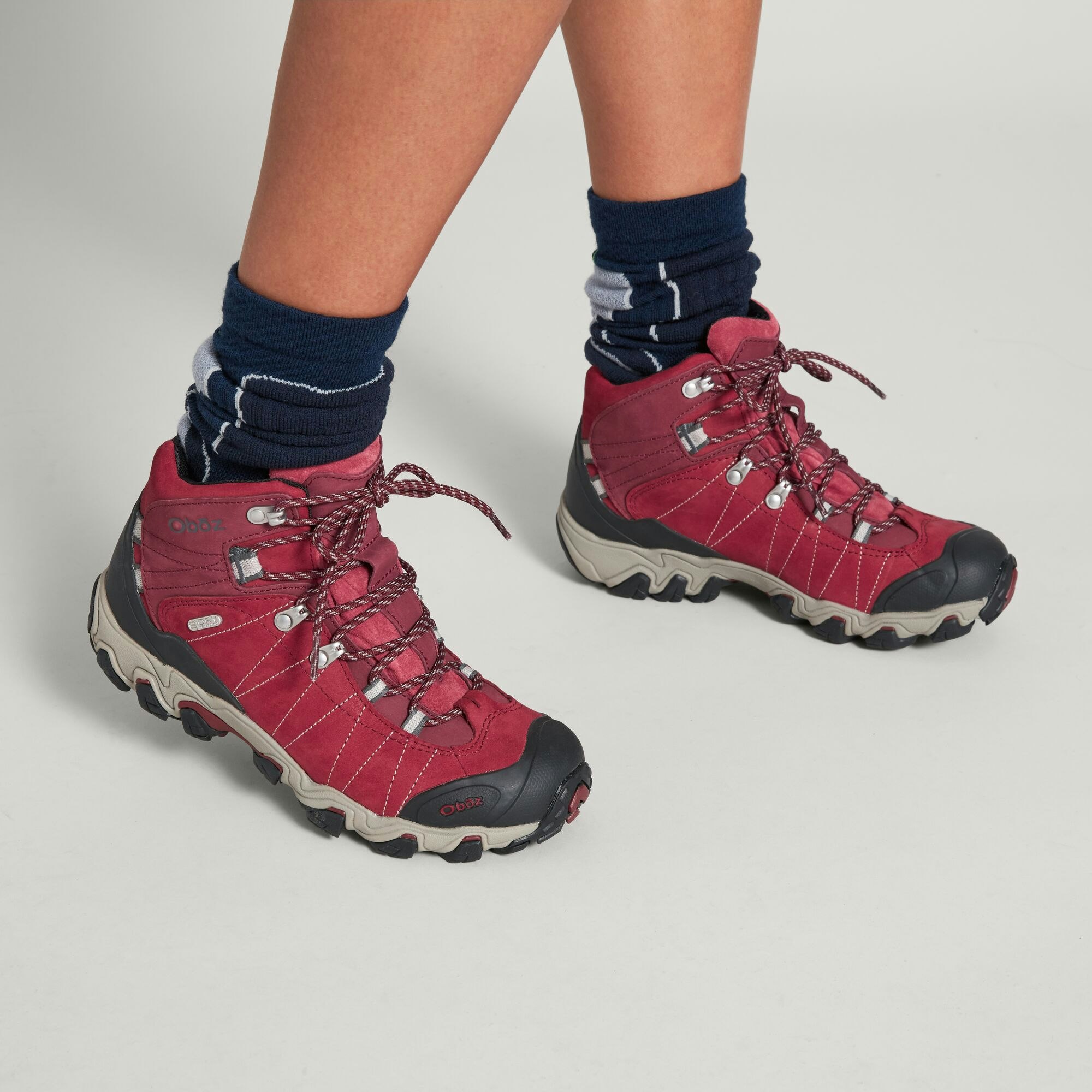 oboz ladies walking boots