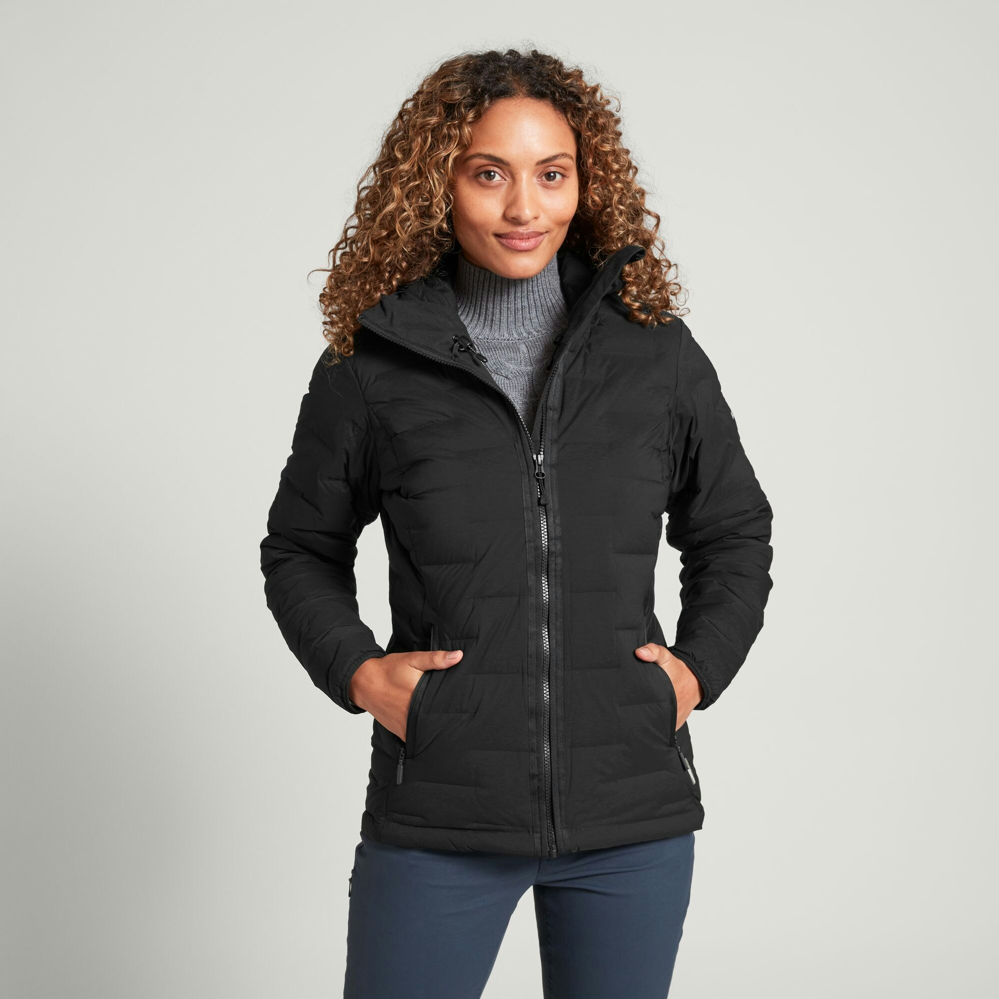 https://kmd-assets.imgix.net/catalog/product/a/0/a0620_902_federate_womens_stretch_down_hooded_puffer_jacket_black_a.jpg?auto=compress%2Cformat&fit=cover&ar=100%3A100&ixlib=react-9.5.1-beta.1