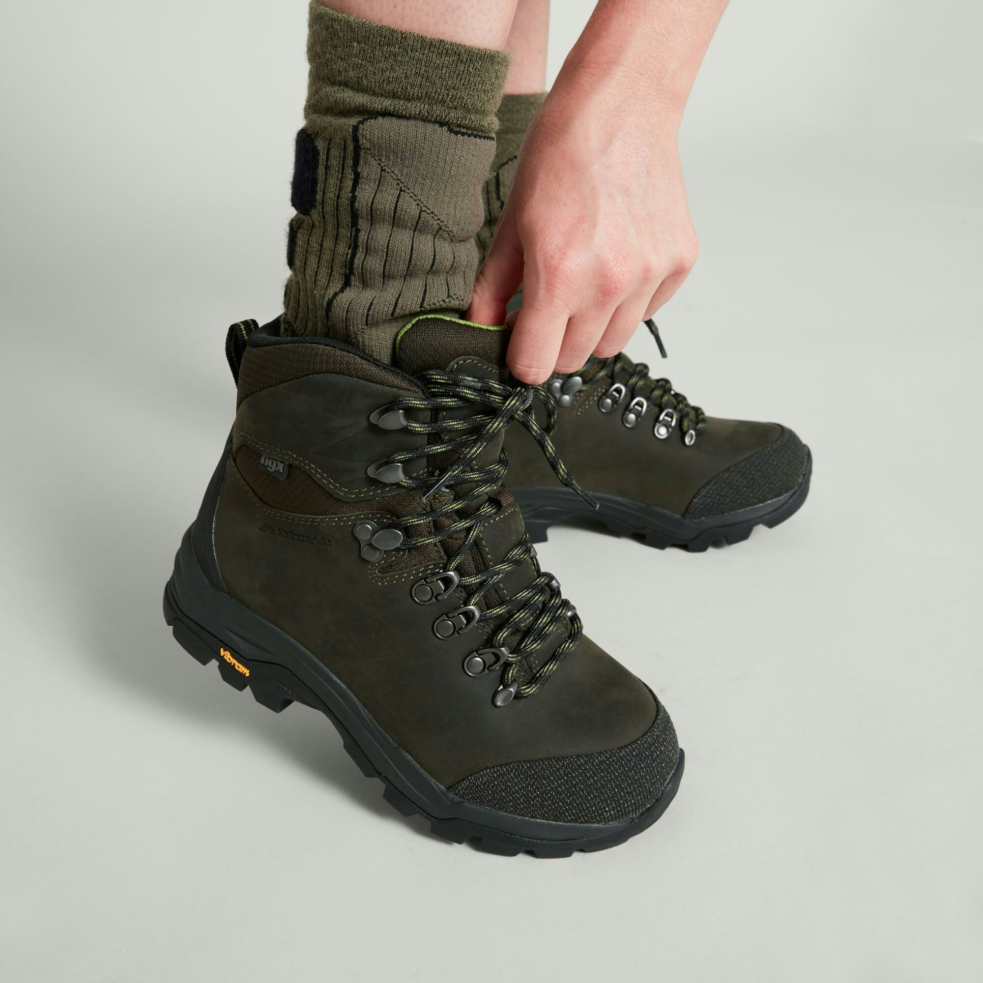 Vibram boots womens discount