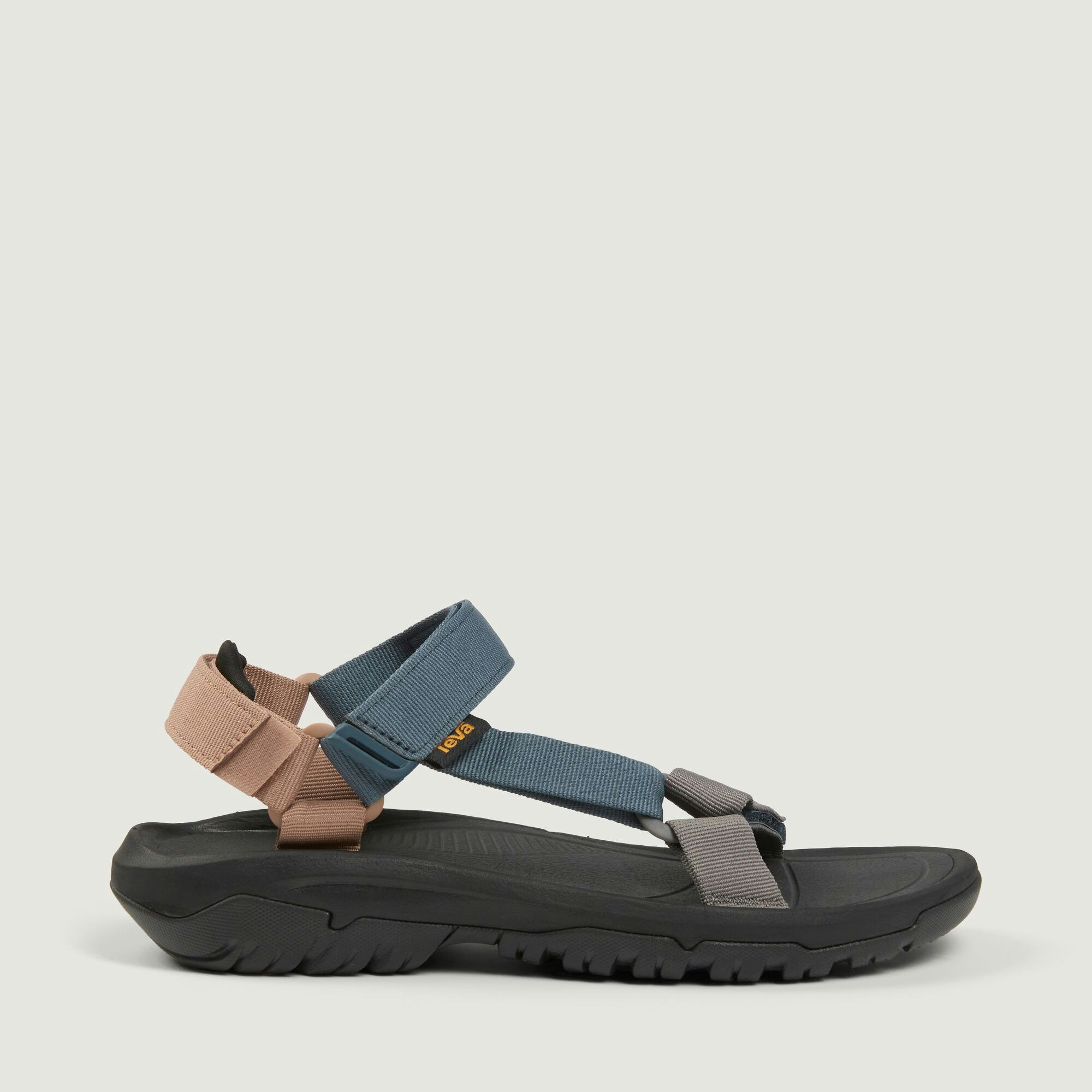 Kathmandu mens sandals store
