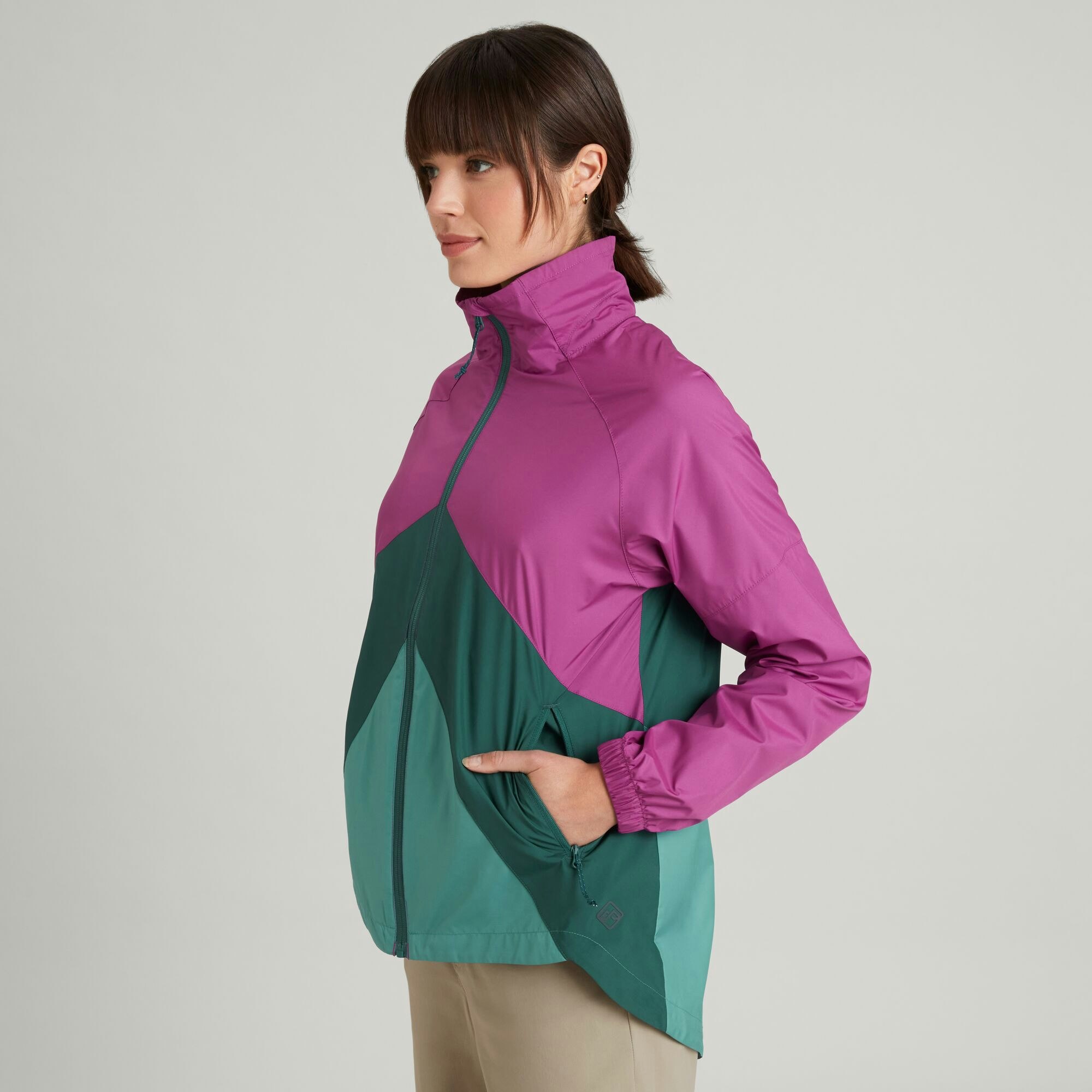 Two tone shop windbreaker womens