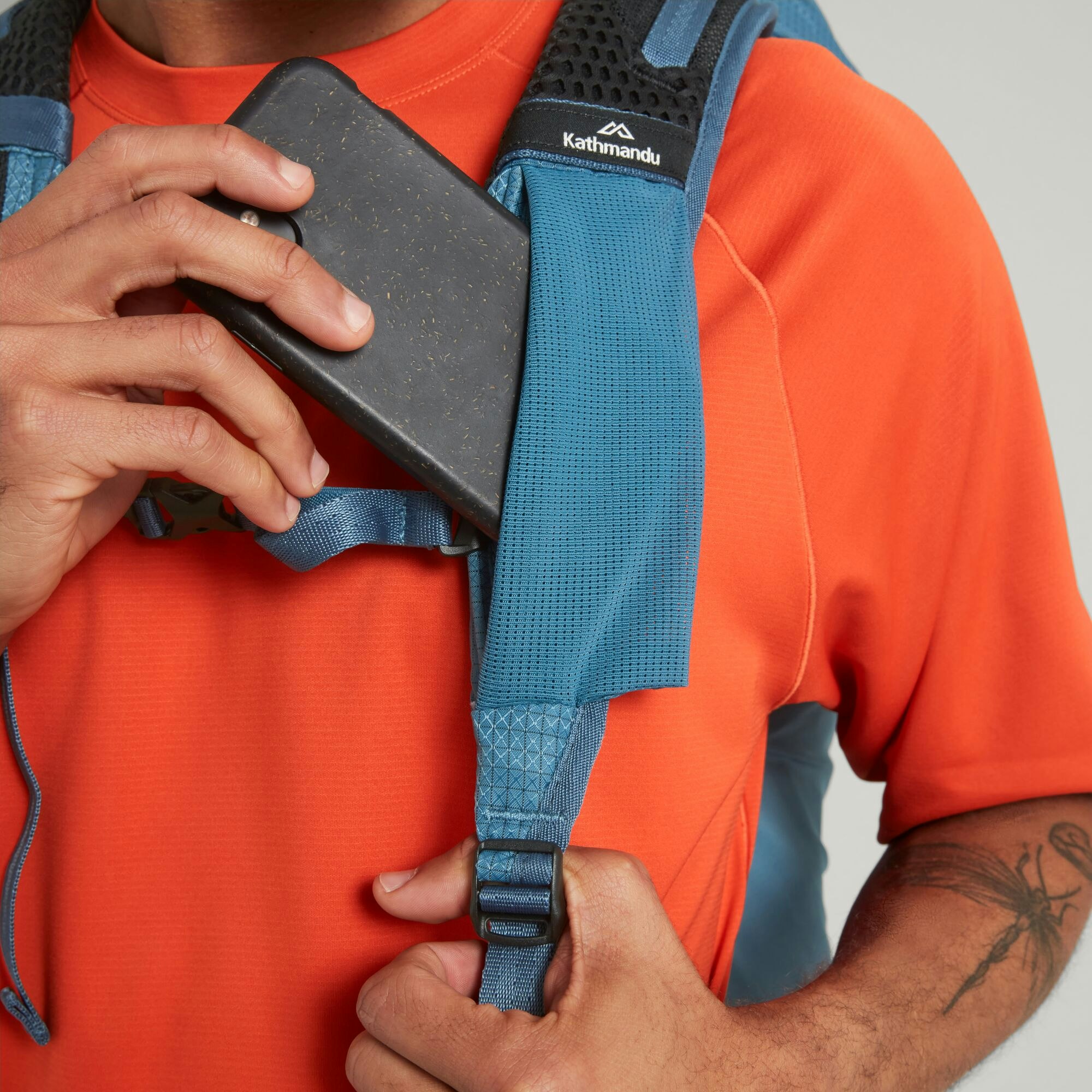 Kathmandu discount waist bag