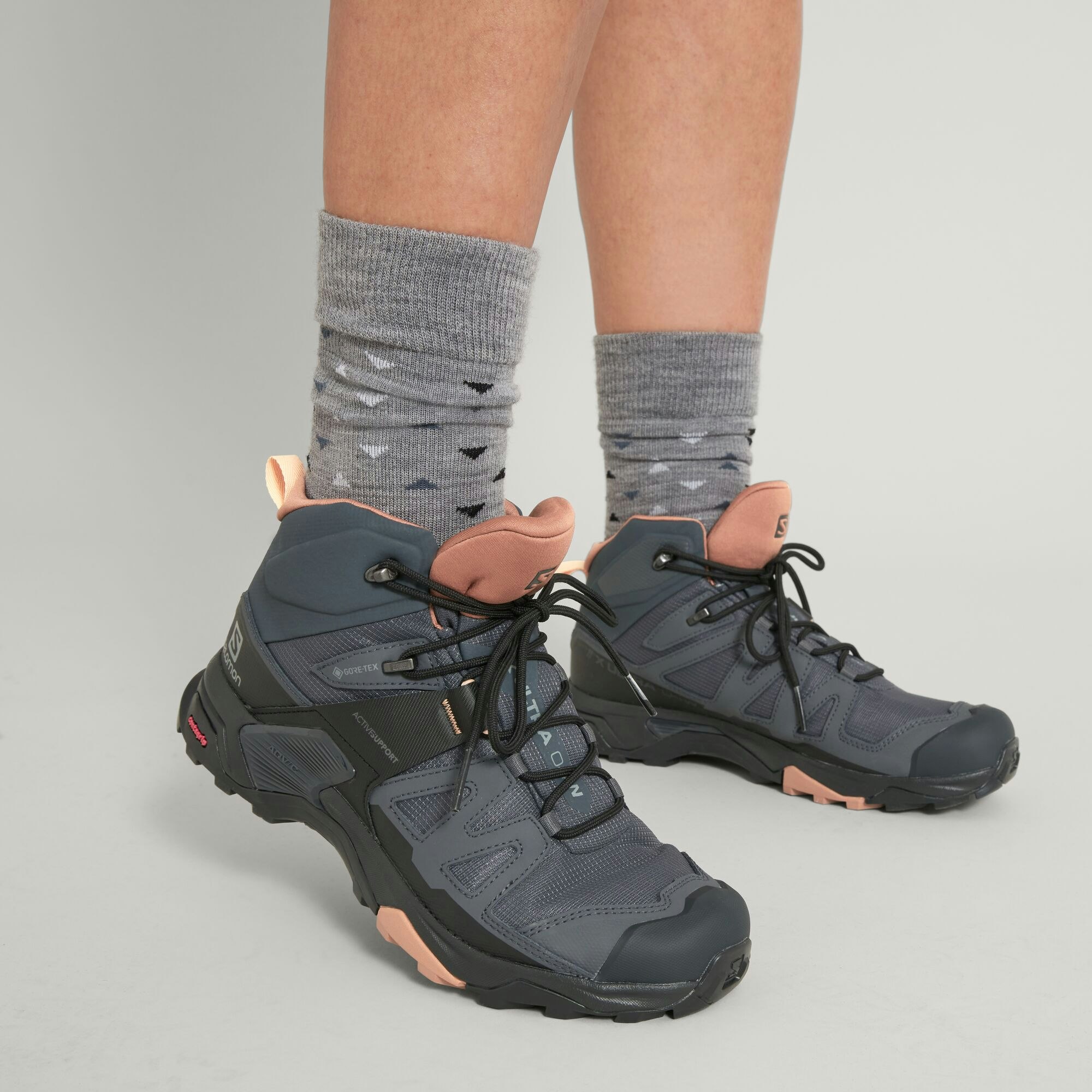 salomon wide fit boots
