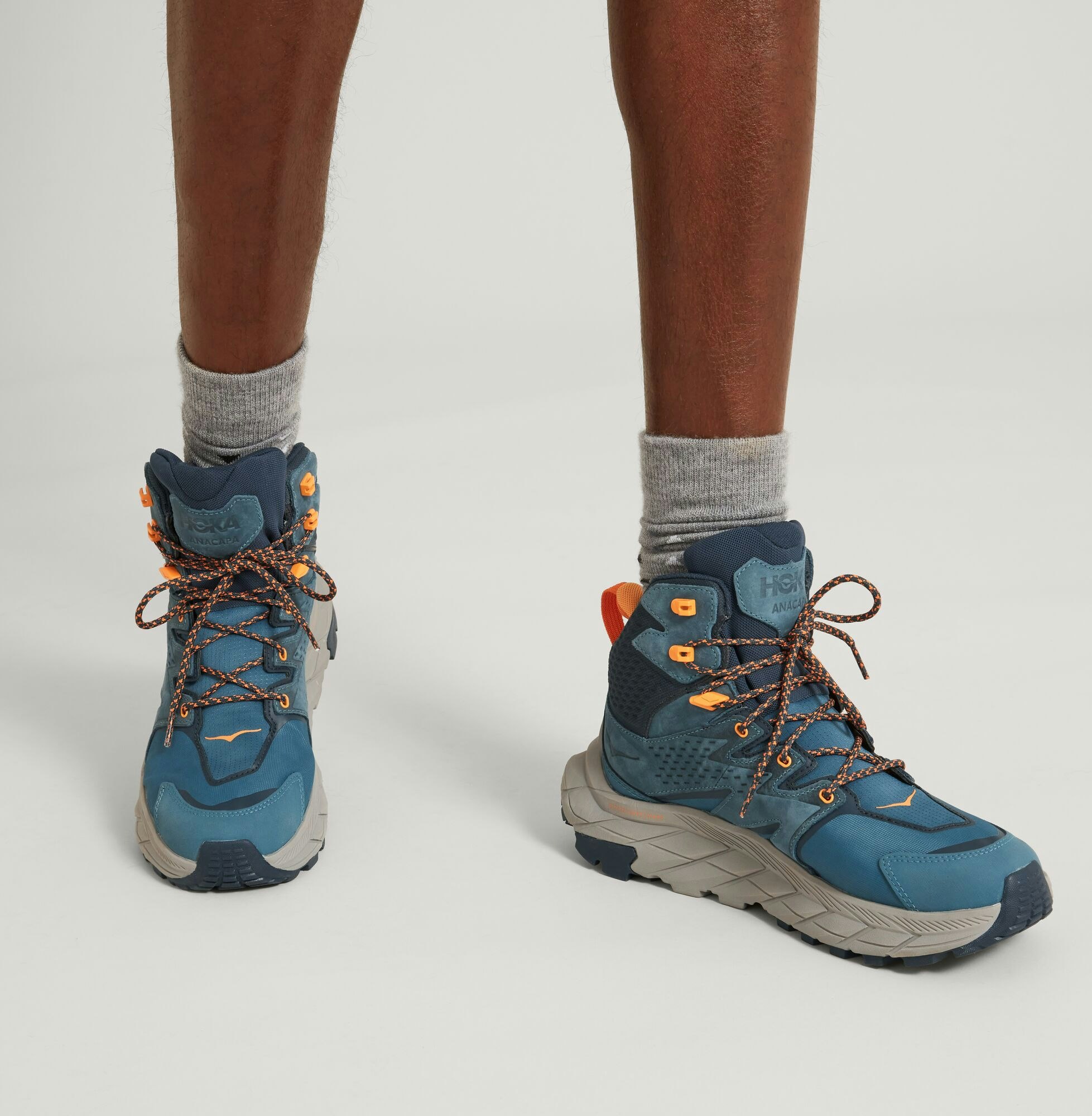 hoka mid gtx