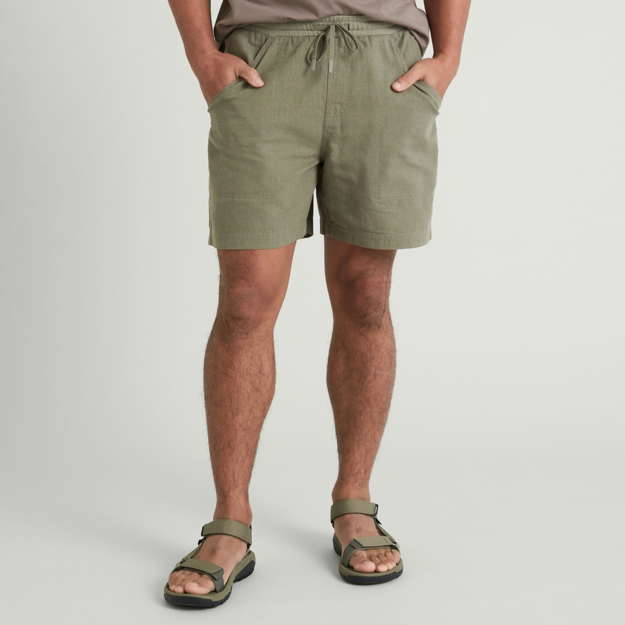 Acheter des pantalons des shorts et des v tements de sport pour