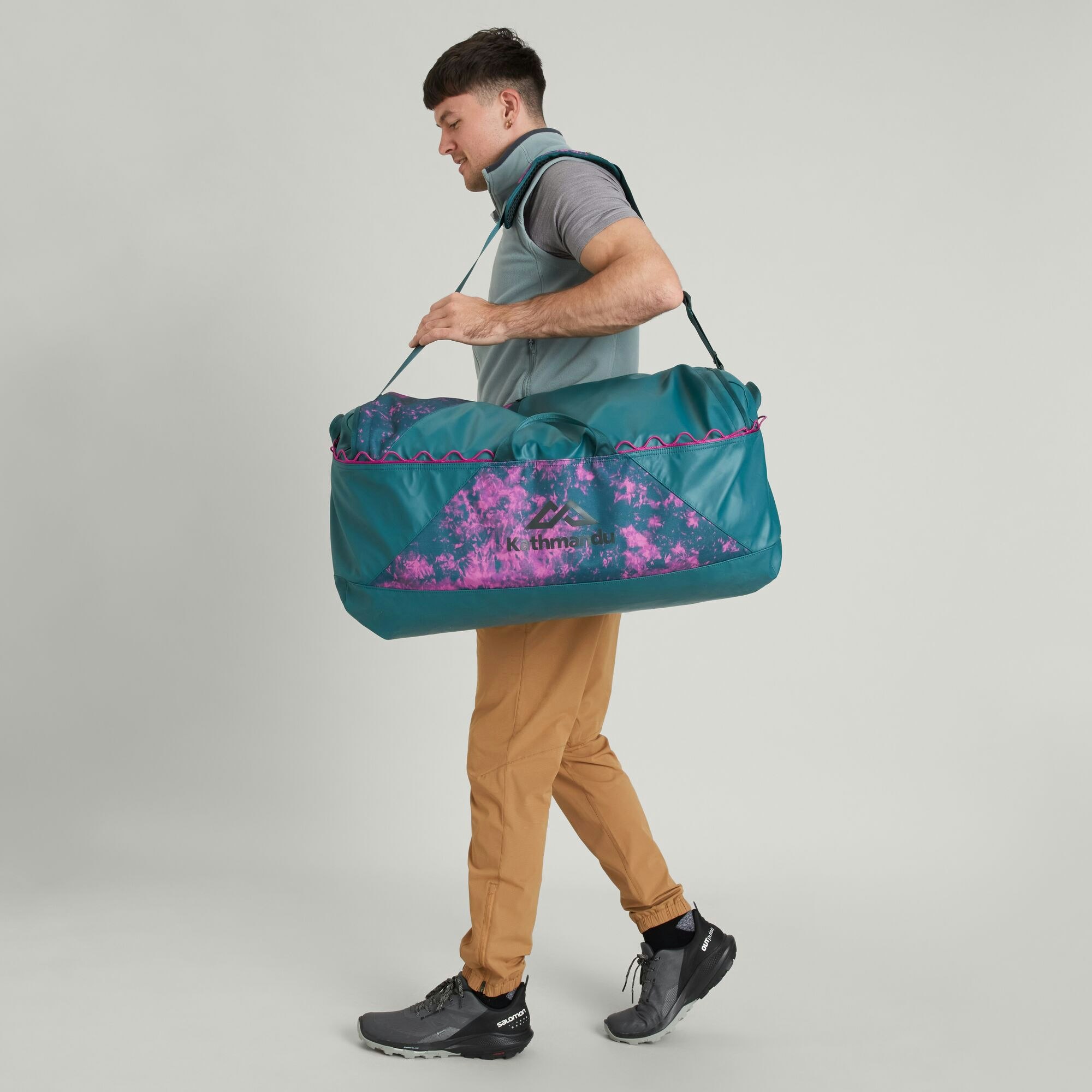 Kathmandu duffle bag top