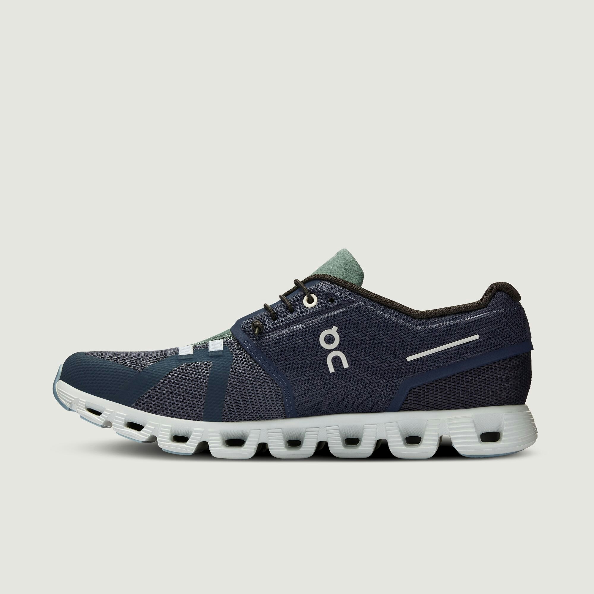 Mens cloud outlet shoes