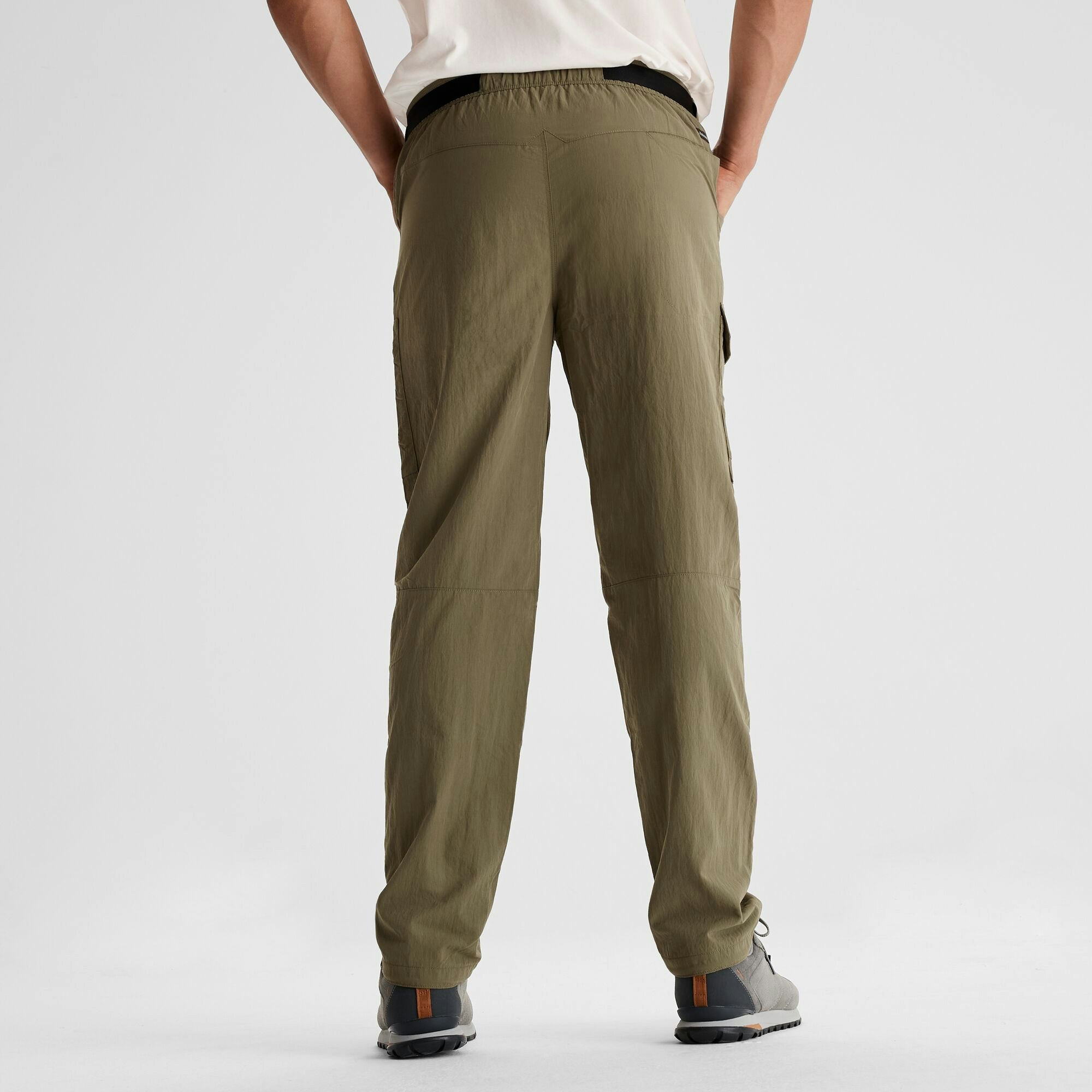 Men's lined cargo pants deals