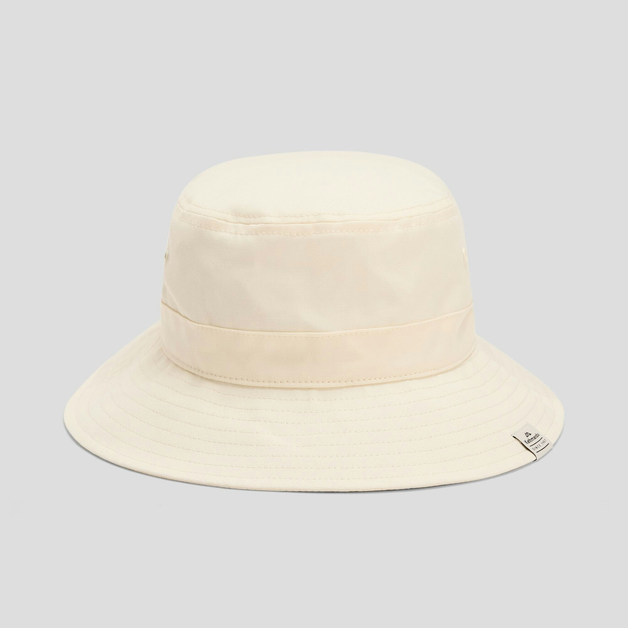 White canvas bucket hat new arrivals